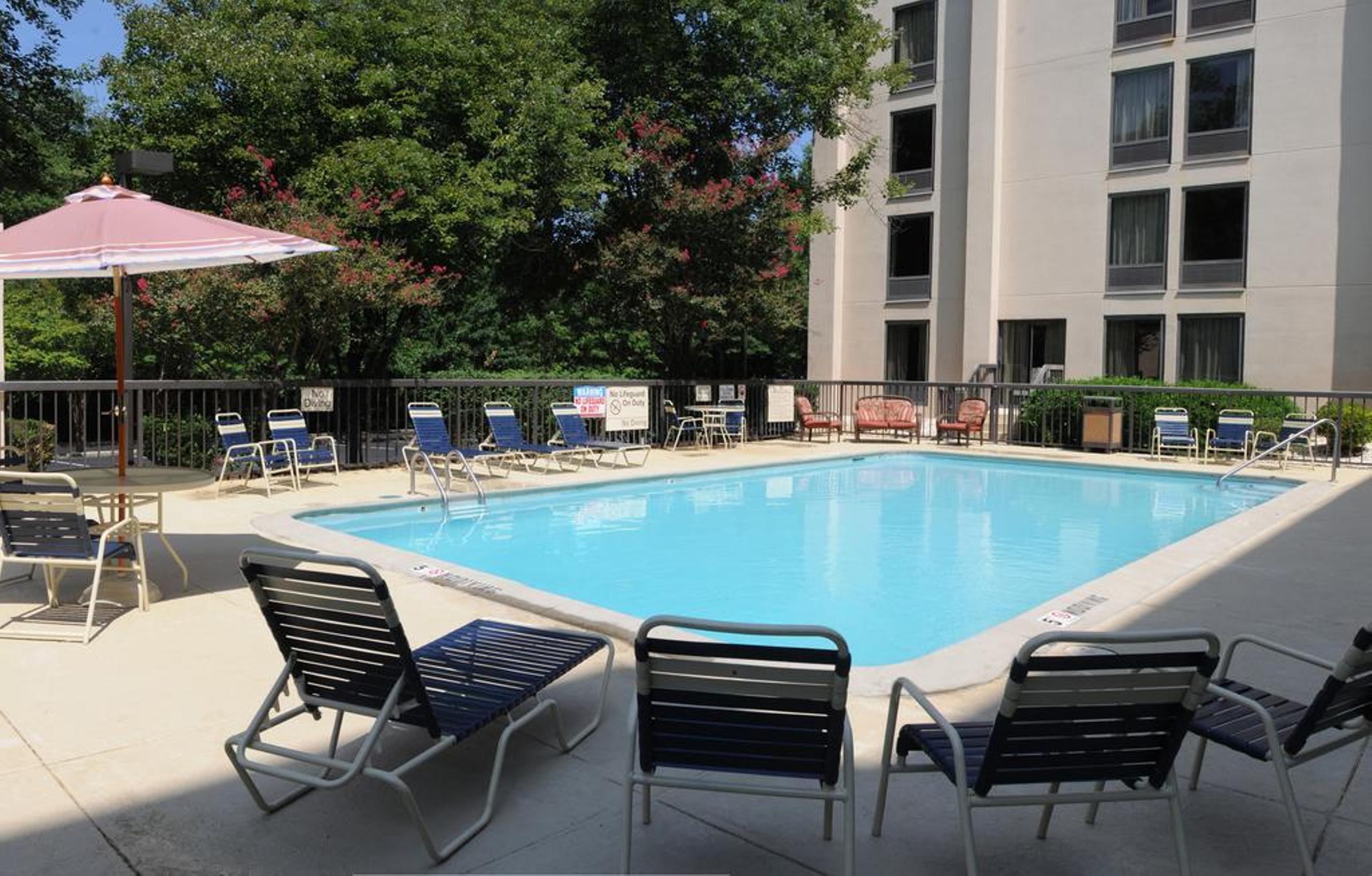 Comfort Inn Raleigh Midtown Exterior foto